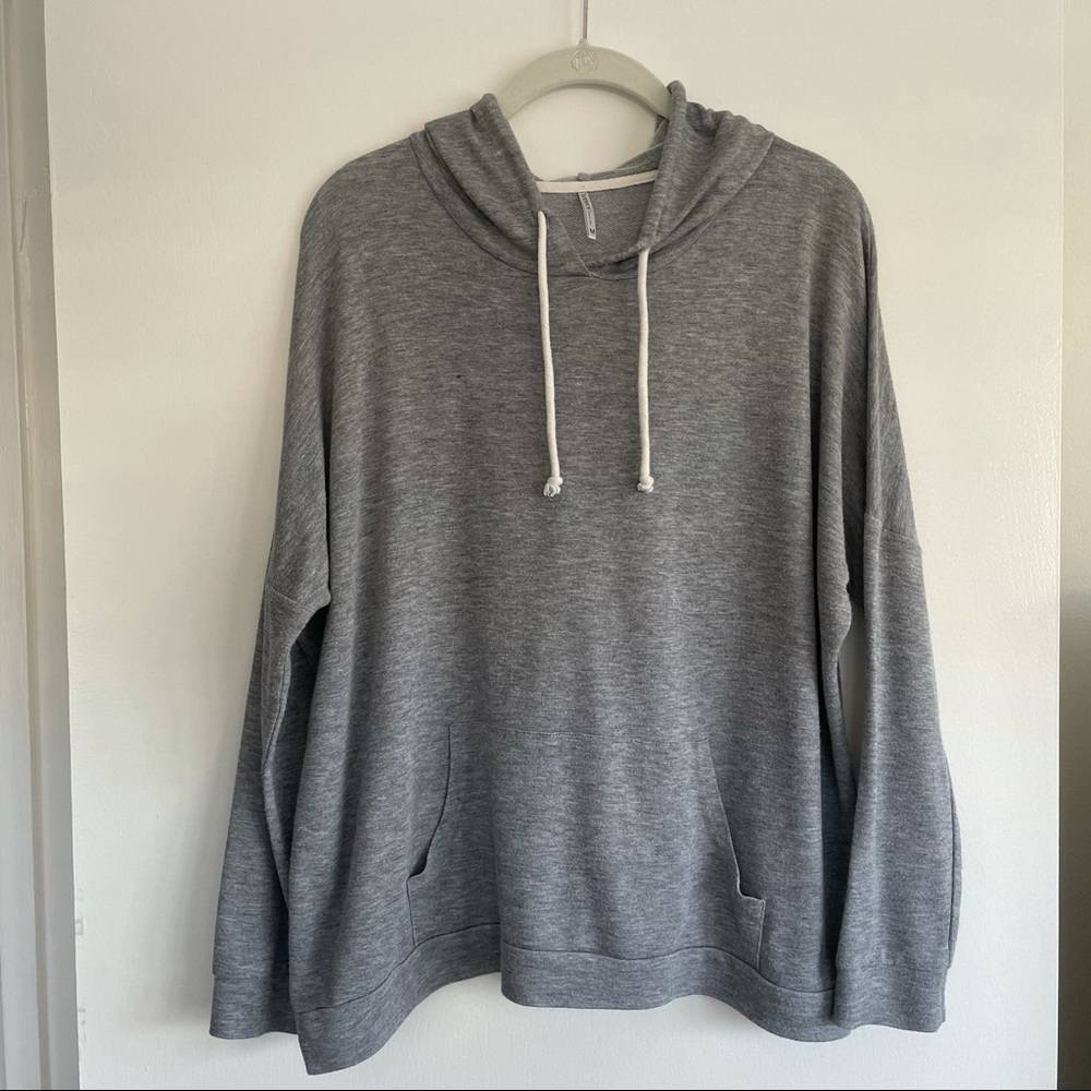 Tresics Grey T-Shirt/Sweatshirt Hoodie